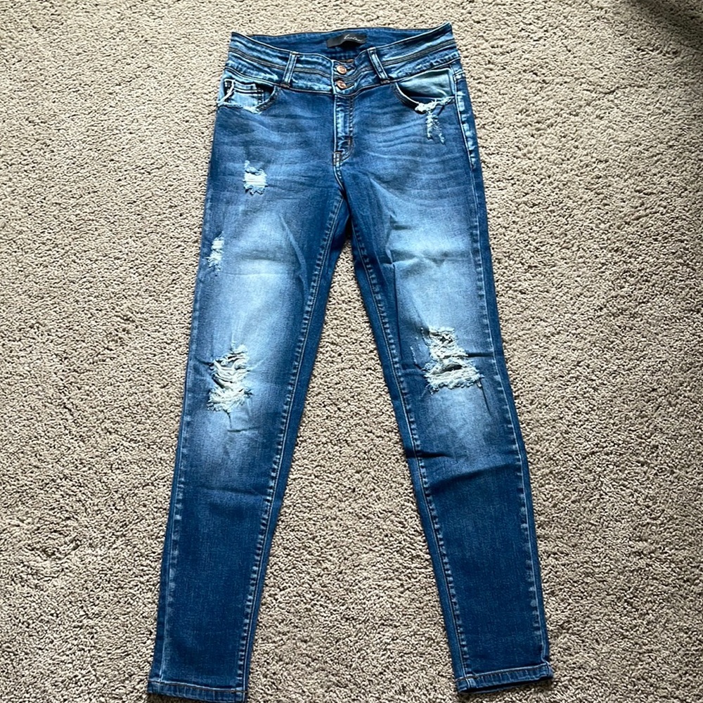 KanCan Jean size 28
